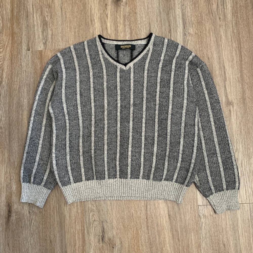 Vintage 90s Bachrach striped V-neck wool sweater in grey cream - size small mens